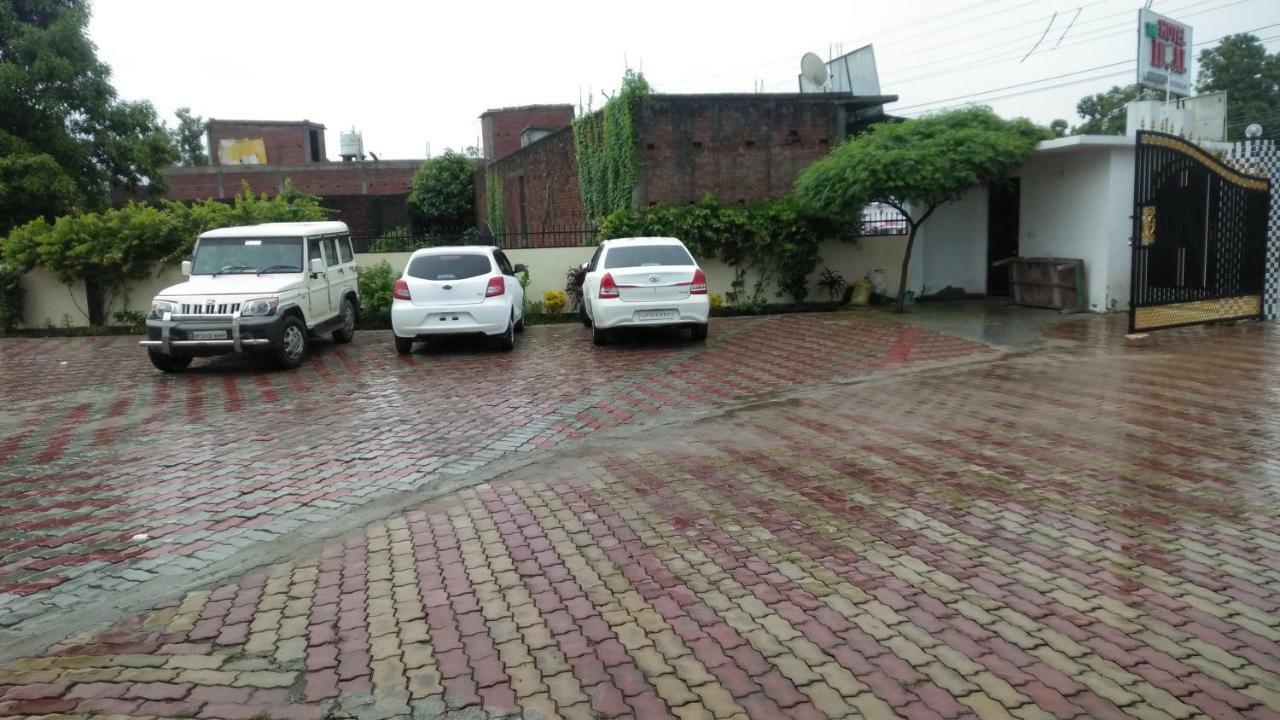Hotel The Ideal Kushinagar Exterior photo