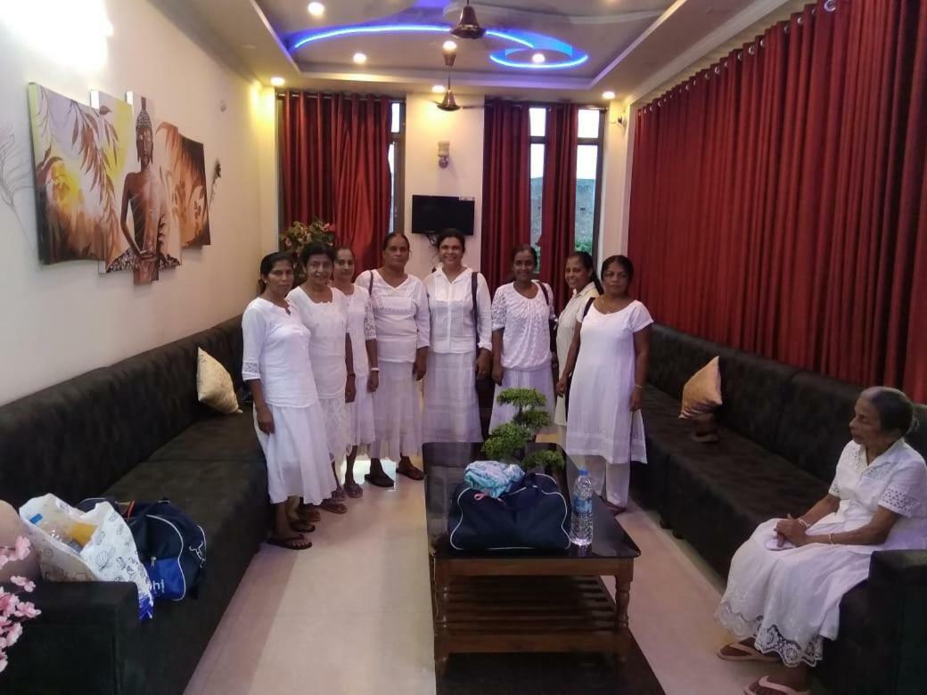 Hotel The Ideal Kushinagar Exterior photo